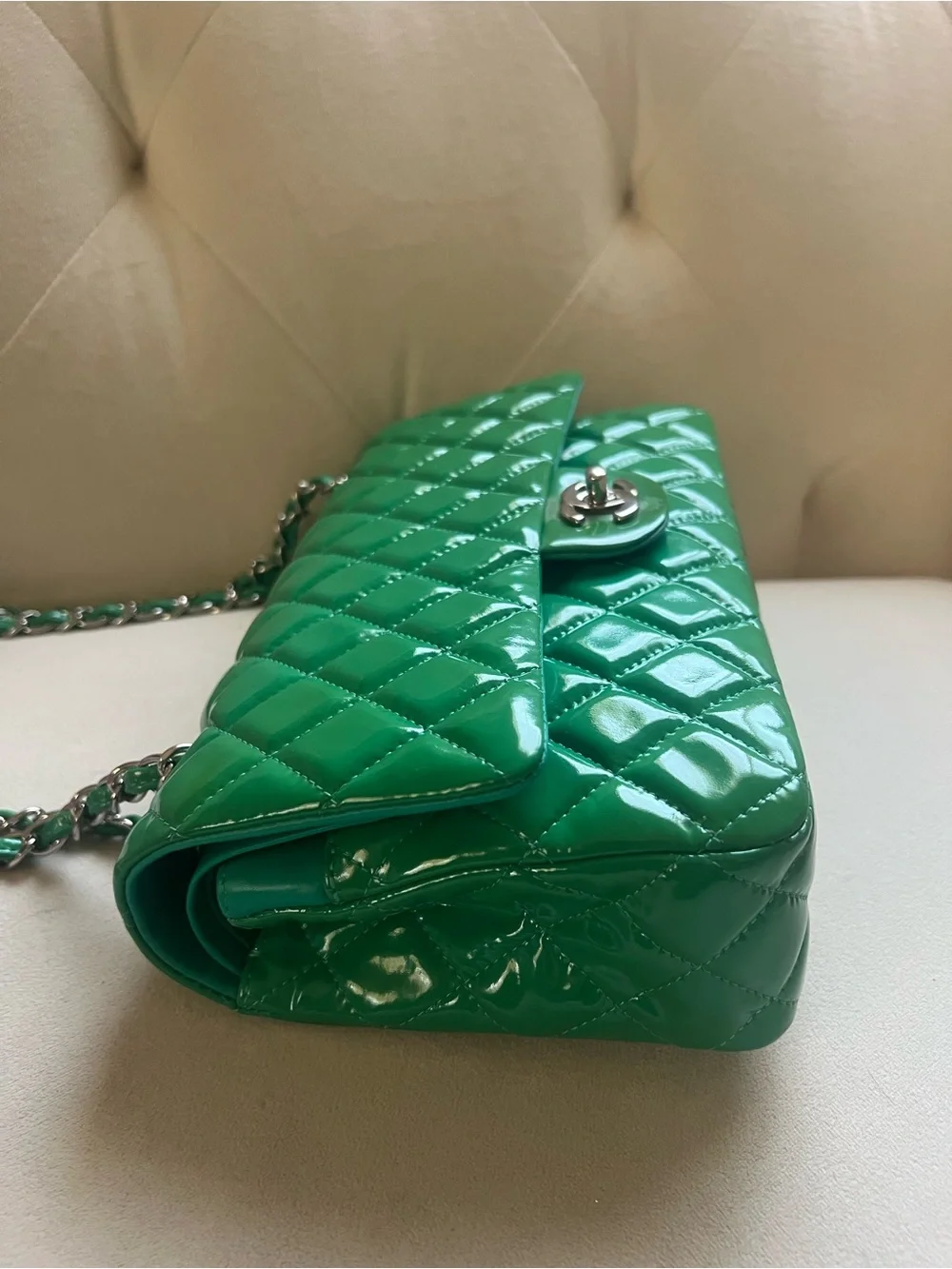 💚💚Chanel Classic Double Flap Meduim Size